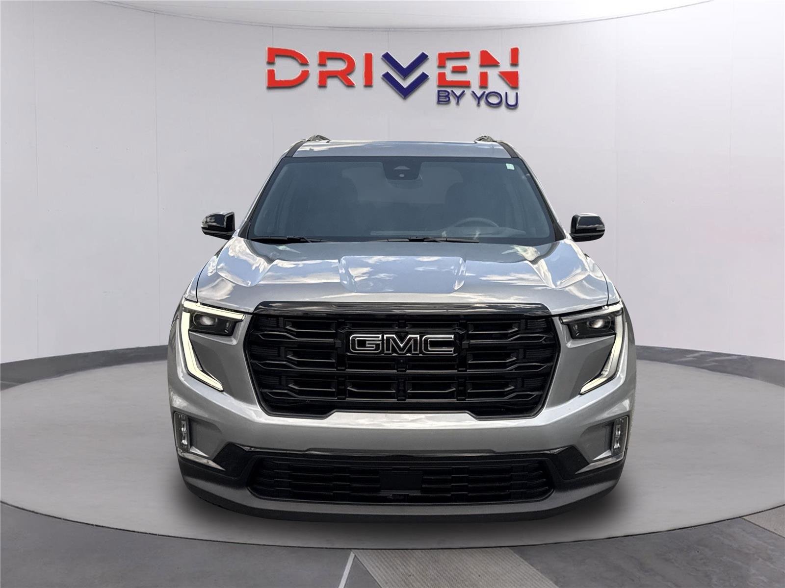 Certified Used 2026 Sterling Metallic GMC Elevation image 9