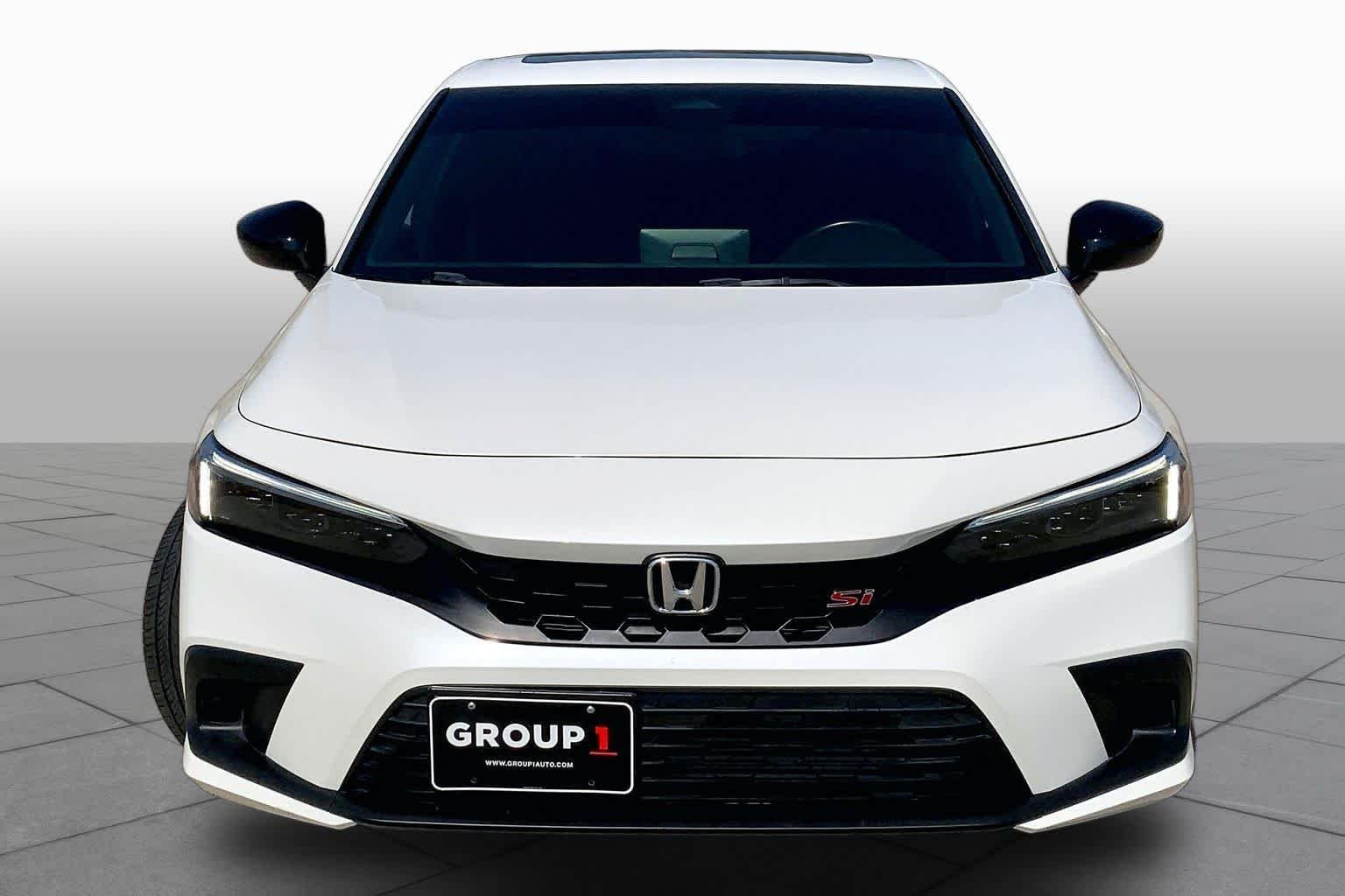Used 2024 Platinum White Pearl Honda  image 7
