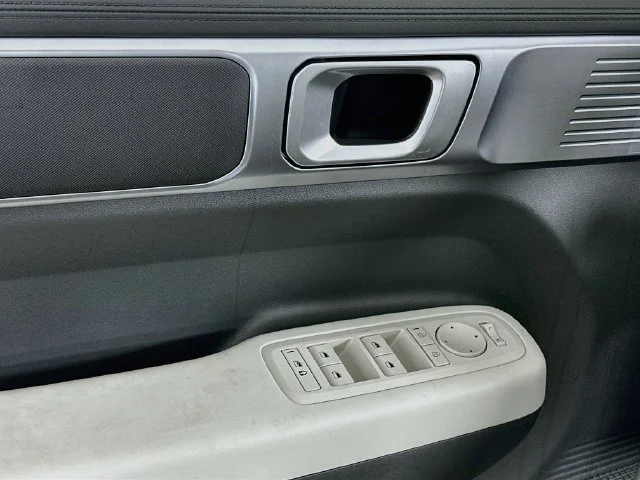 New 2027 Hyundai SANTA FE SE