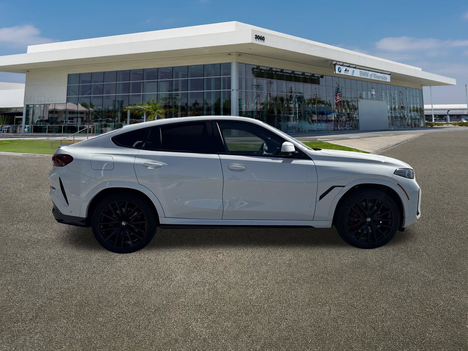 New 2027 Alpine White BMW xDrive40i image 11