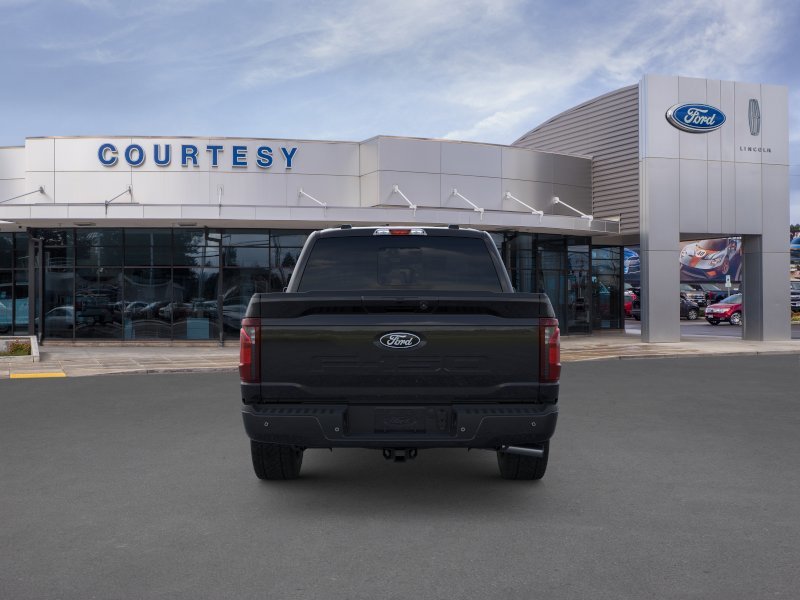 New 2026 Agate Black Metallic Ford XLT image 5