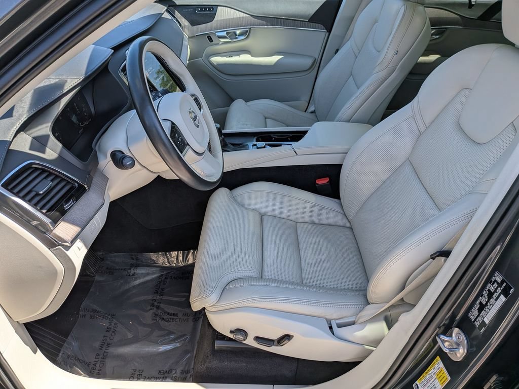 Used 2022 Gray Volvo T6 Inscription image 16