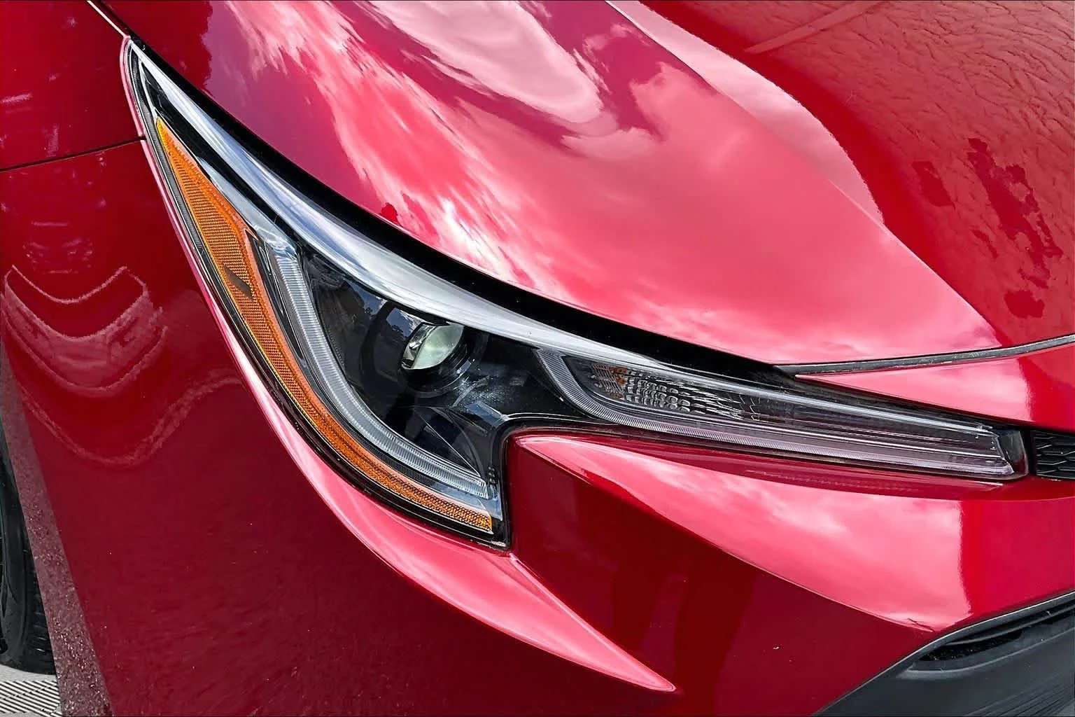 Used 2024 Ruby Flare Pearl Toyota LE image 28