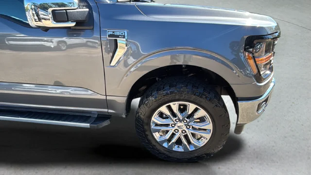 Used 2024 Gray Ford XLT image 36