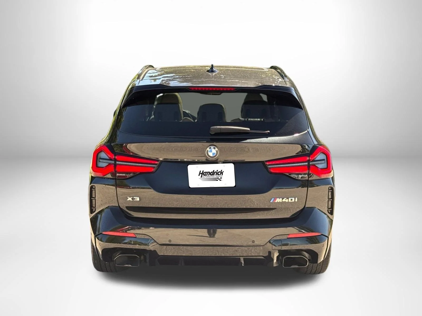 Used 2022 Black Sapphire Metallic BMW M40i image 6
