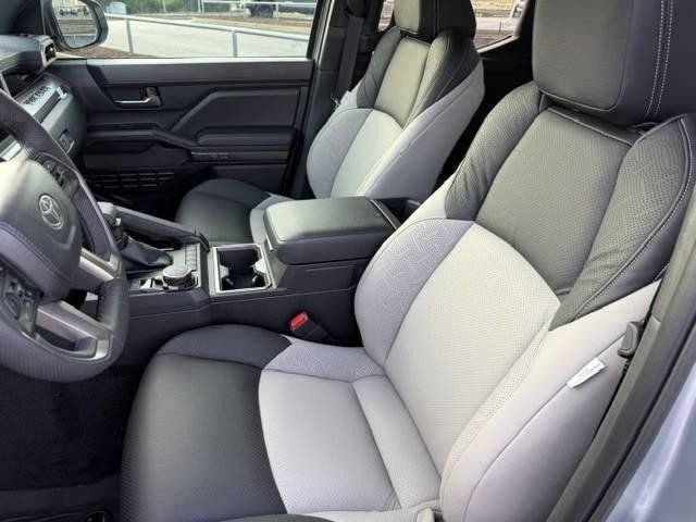 2026 Toyota Tacoma TRD Sport - Photo 13