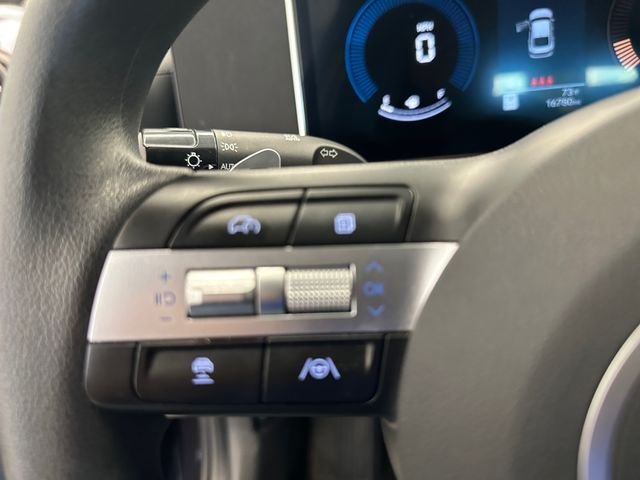 Used 2025 Blue Hyundai SEL image 25