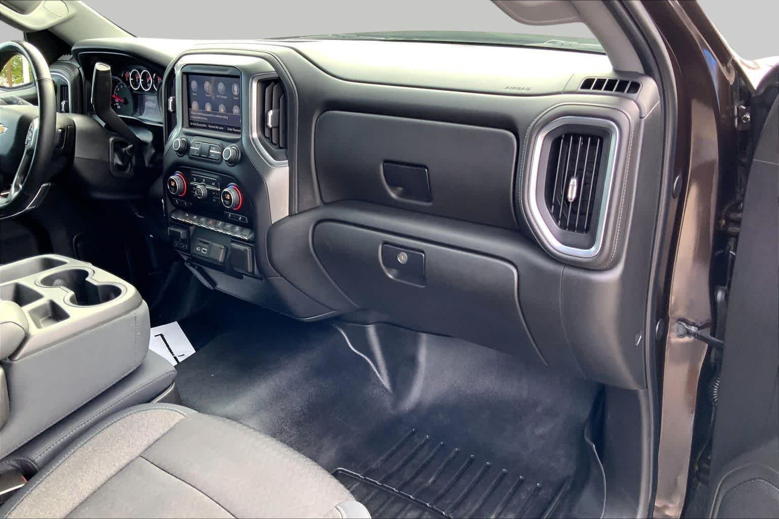 Used 2019 Havana Brown Metallic Chevrolet LT image 17