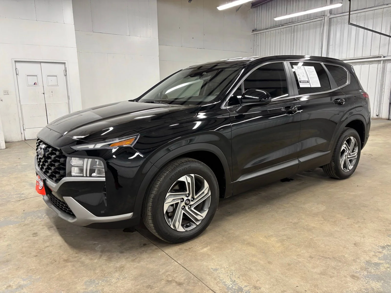 Used 2023 Black Hyundai SE image 3