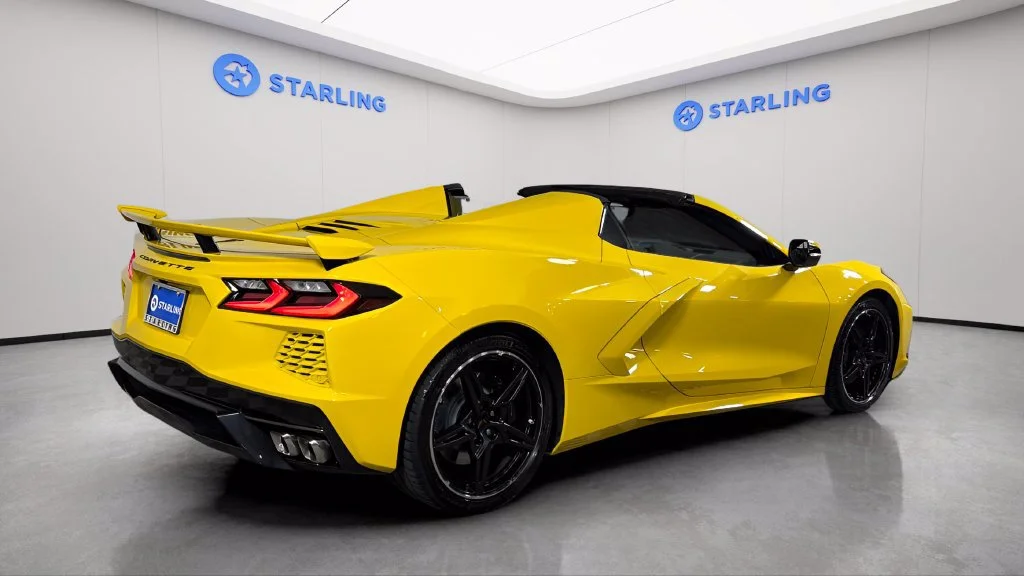 2025 Chevrolet Corvette 2LT - Photo 9