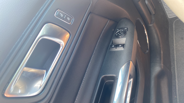 Used 2022 Gray Metallic Ford GT Premium image 21