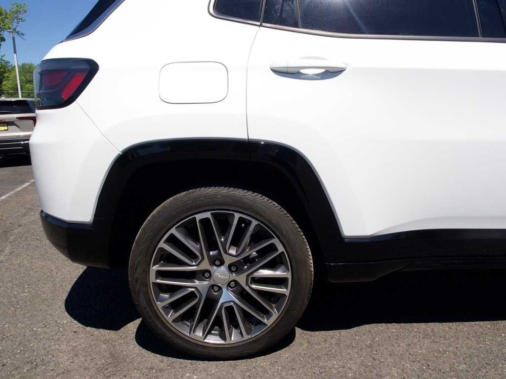 2022 Jeep Compass Limited - Photo 14