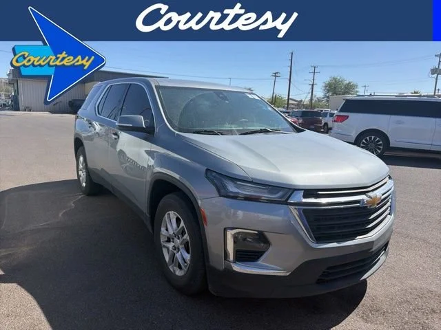 2023 Chevrolet Traverse FWD LS's photo