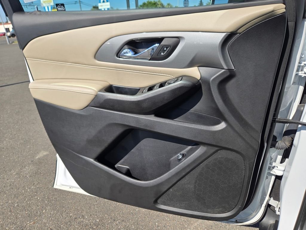 Used 2023 White Chevrolet LT image 13