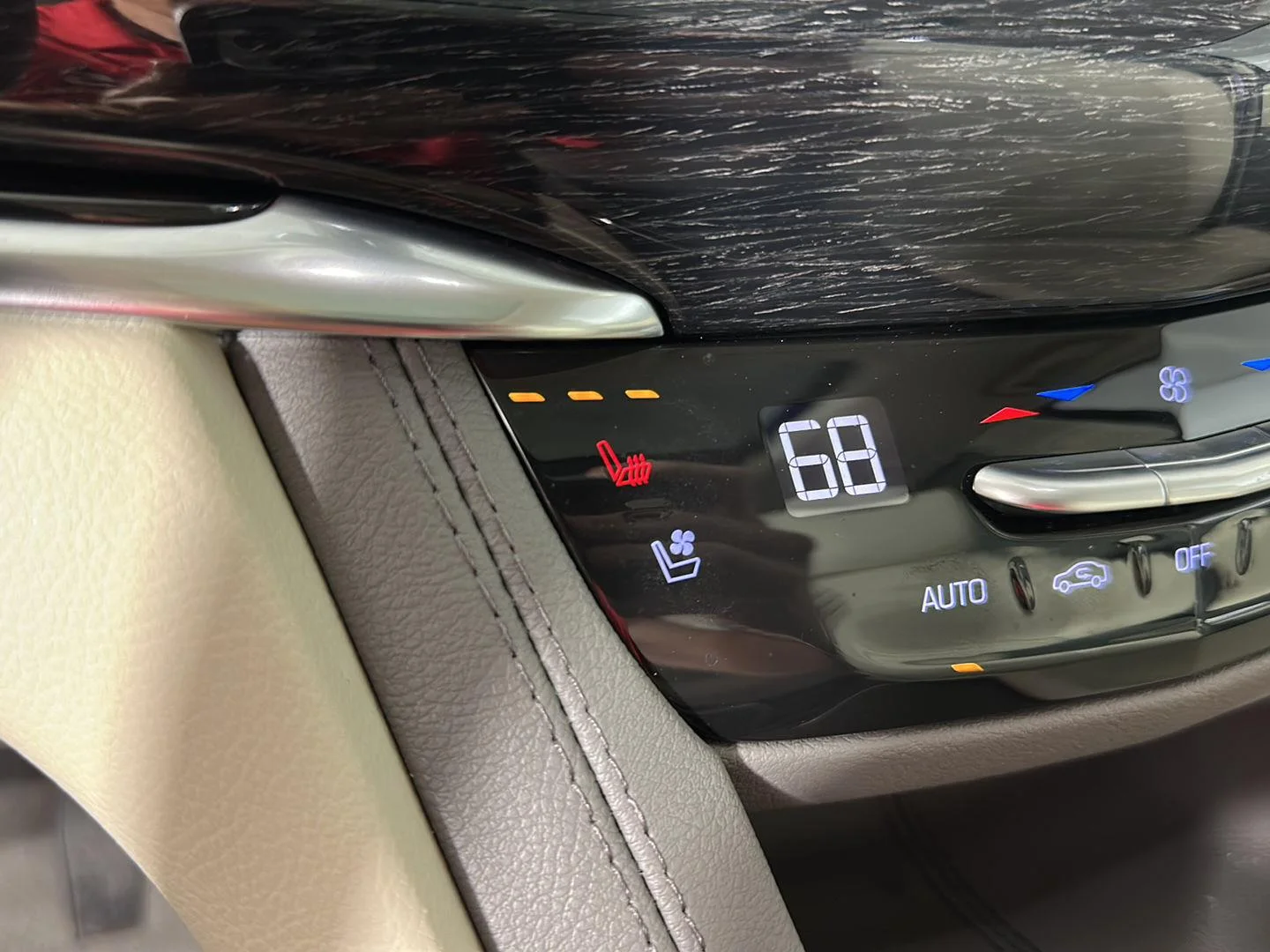 Used 2023 Crystal White Tricoat Cadillac AWD Premium Luxury image 29