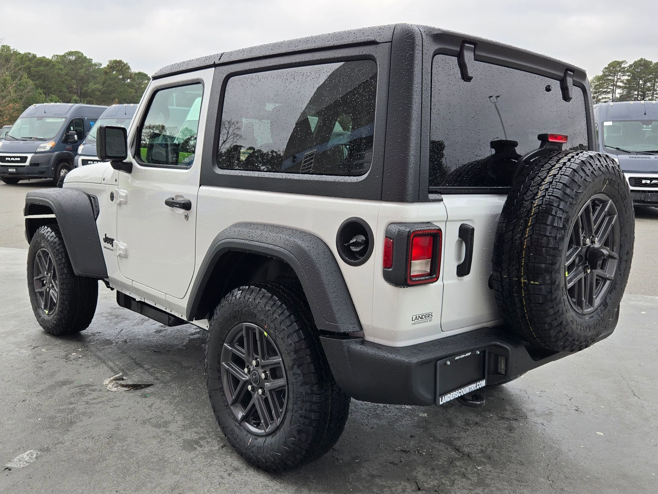 New 2026 Bright White Clear-Coat Exterior Paint Jeep Sport S image 5