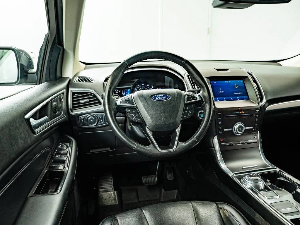 Used 2019 Agate Black Metallic Ford Titanium image 33