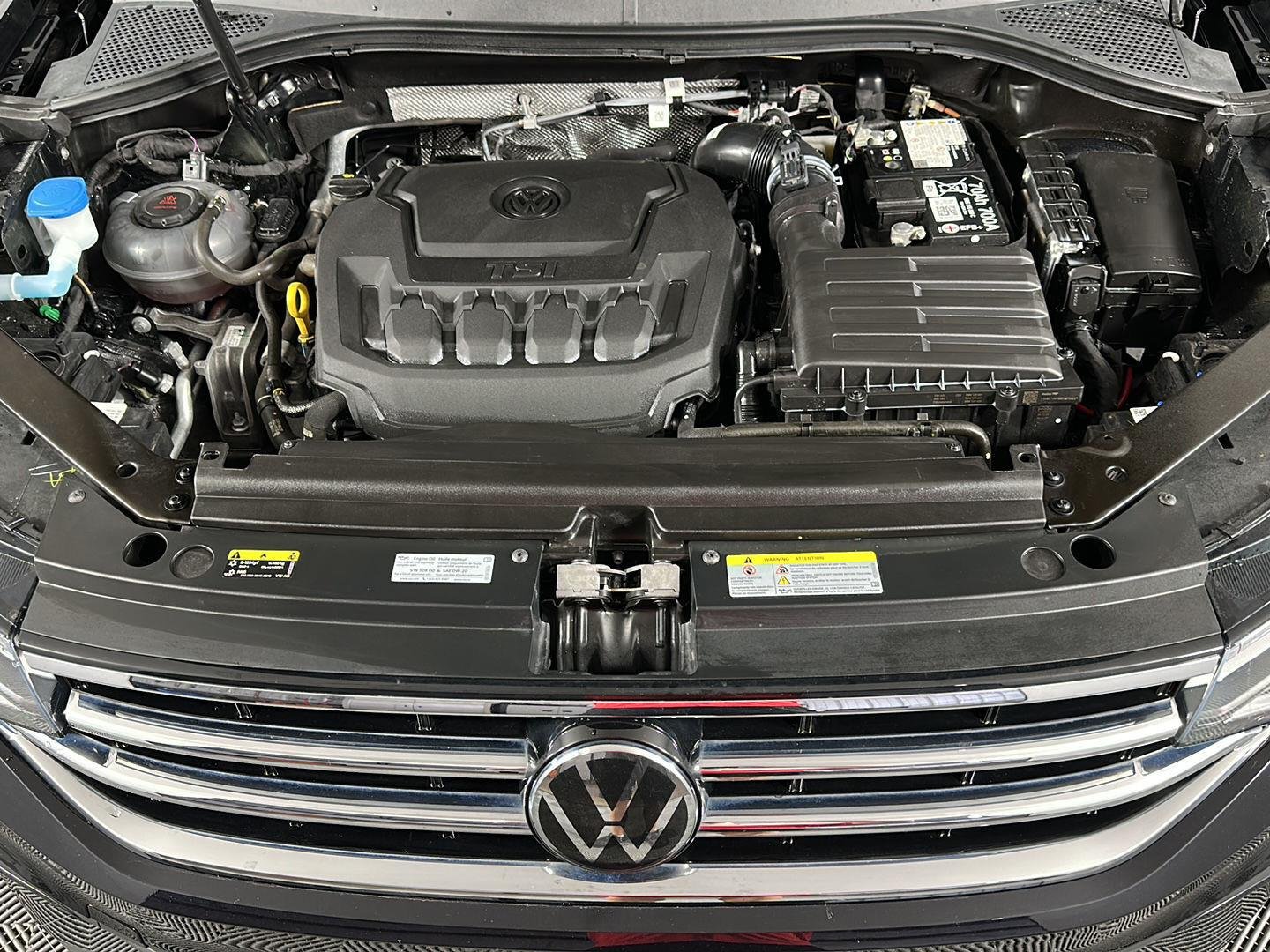 Certified Used 2024 Deep Black Pearl Volkswagen SE image 4
