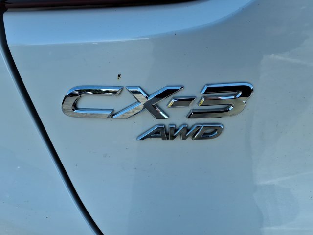 Used 2018 White Mazda Sport image 14
