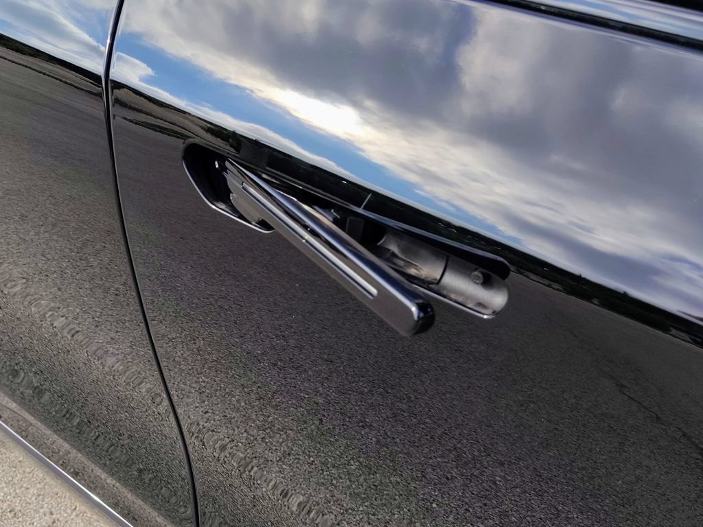 2027 Cadillac OPTIQ Premium Sport - Photo 14