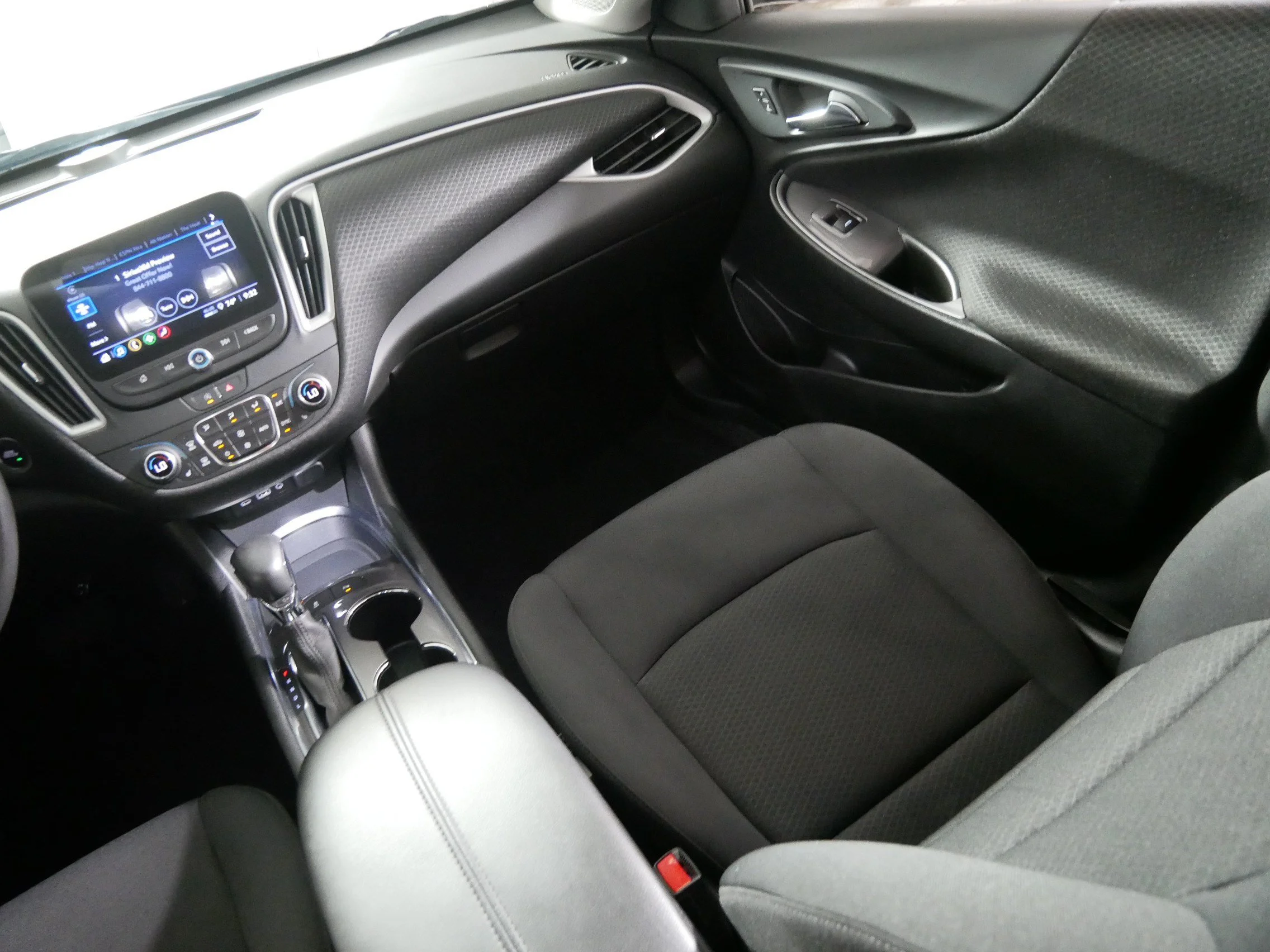 Used 2022 Mineral Gray Metallic Chevrolet LT image 11