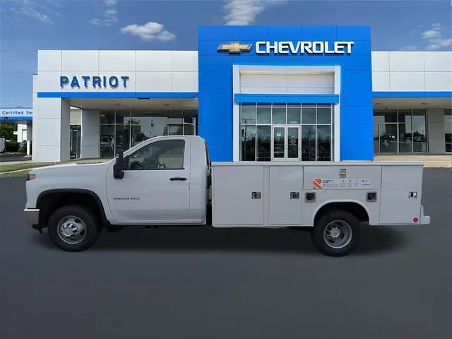 2025 Chevrolet Silverado 3500 HD Work Truck - Photo 8