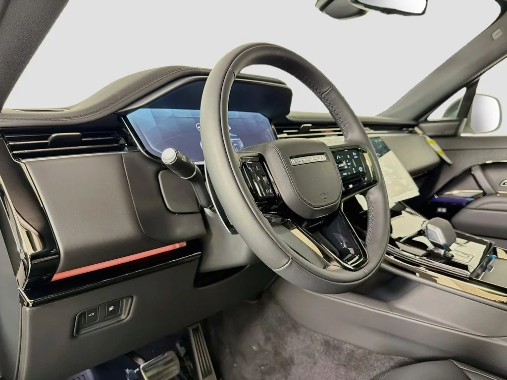 New 2026 Borasco Grey Land Rover Dynamic SE image 9