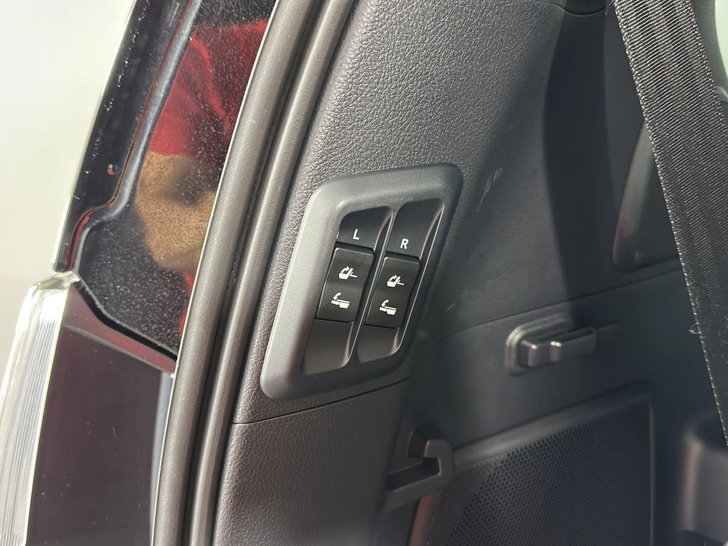 Used 2022 Nebula Gray Pearl Lexus GX 460 Premium image 34