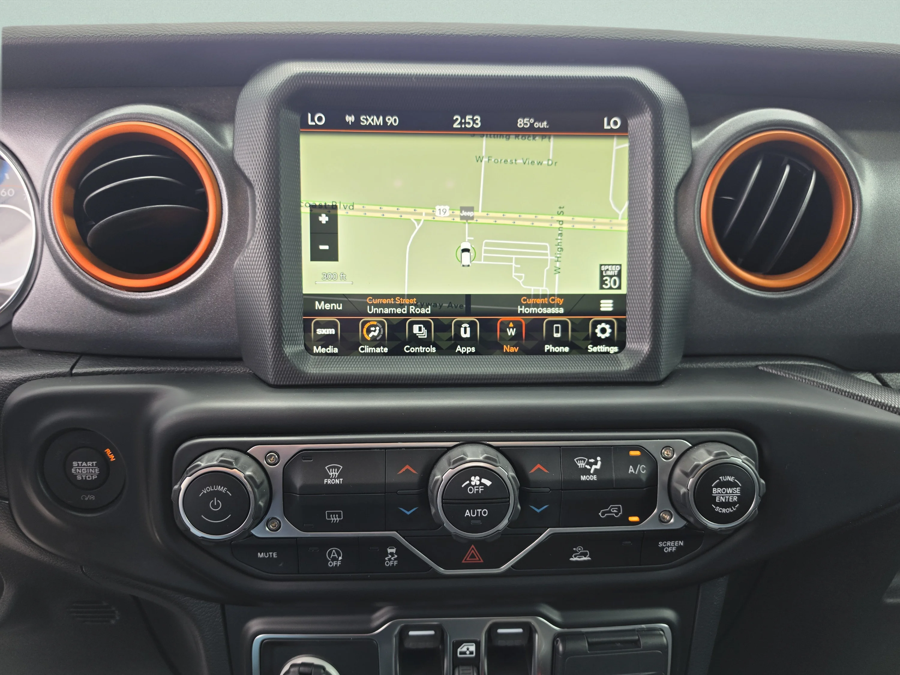 Used 2023 Black Clearcoat Jeep Mojave image 27