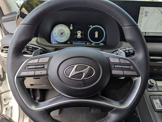 Used 2025 White Hyundai Limited image 36