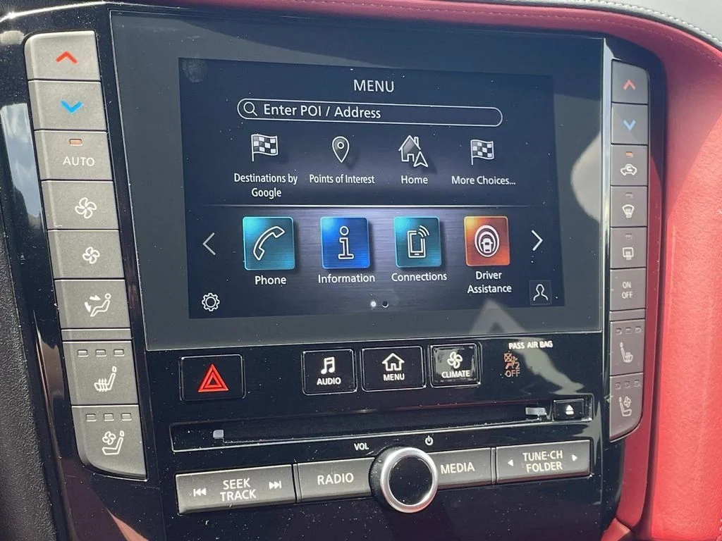Used 2025 Gray INFINITI SPORT image 18