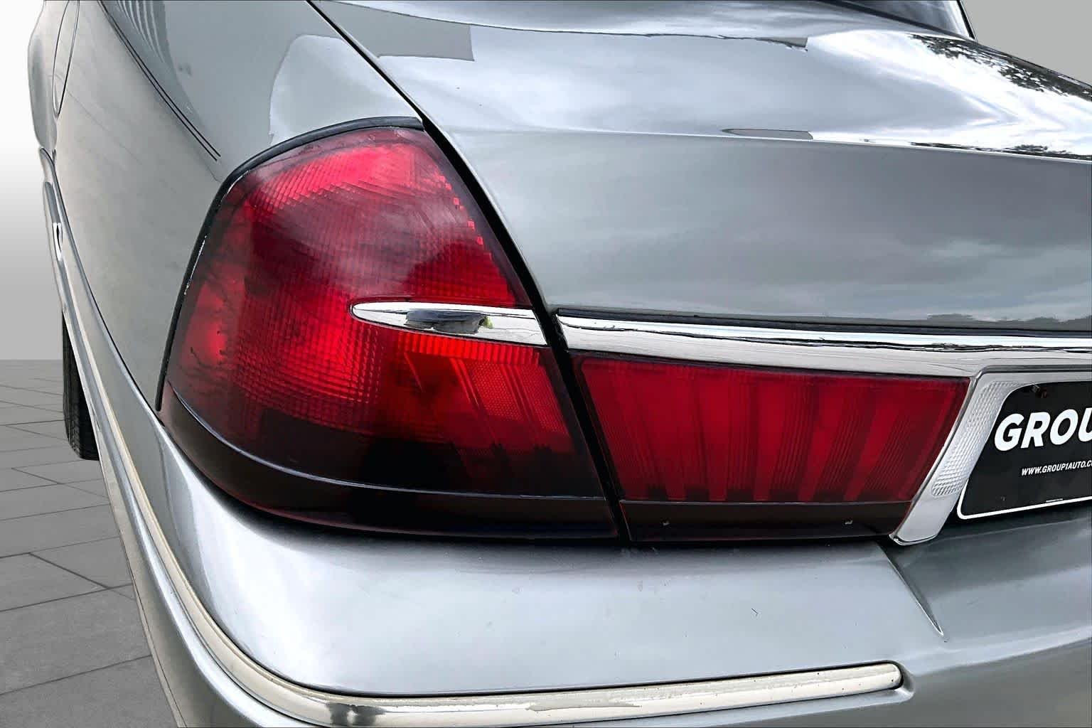Used 2002 Chestnut Metallic Mercury LS Premium image 25