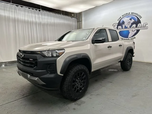 Used 2026 White Chevrolet Trail Boss image 5