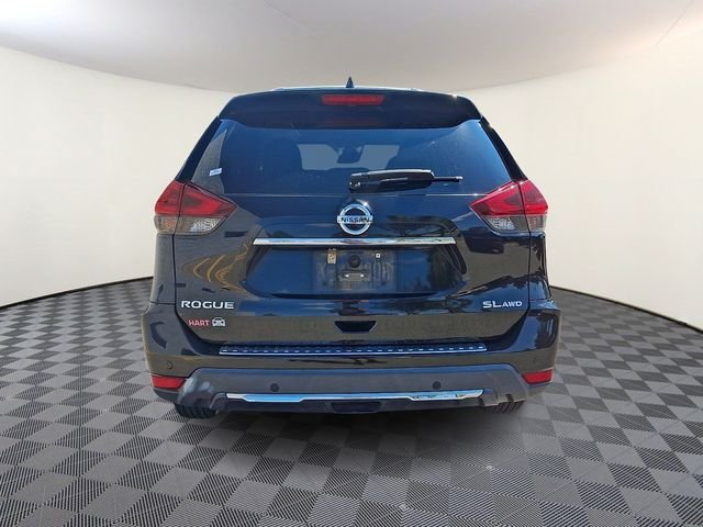 Used 2020 Black Nissan SL image 5