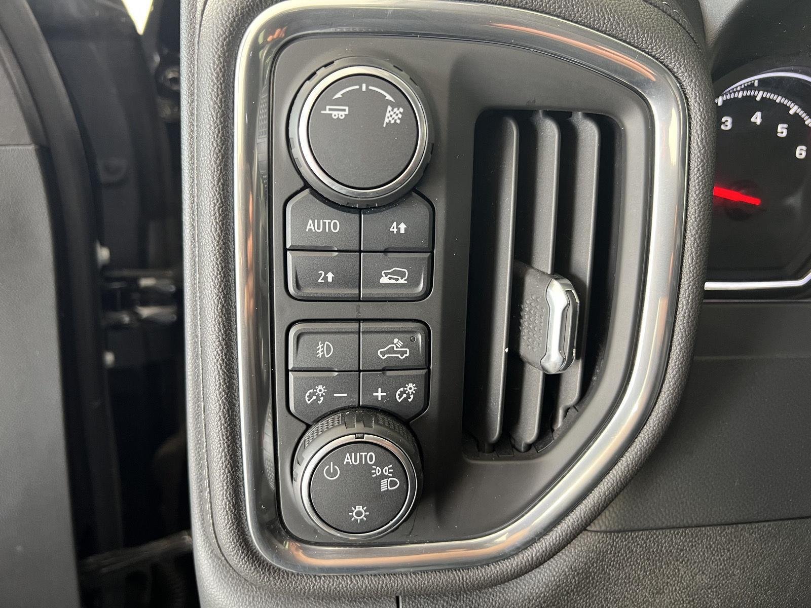 Used 2019 Black Chevrolet RST image 9