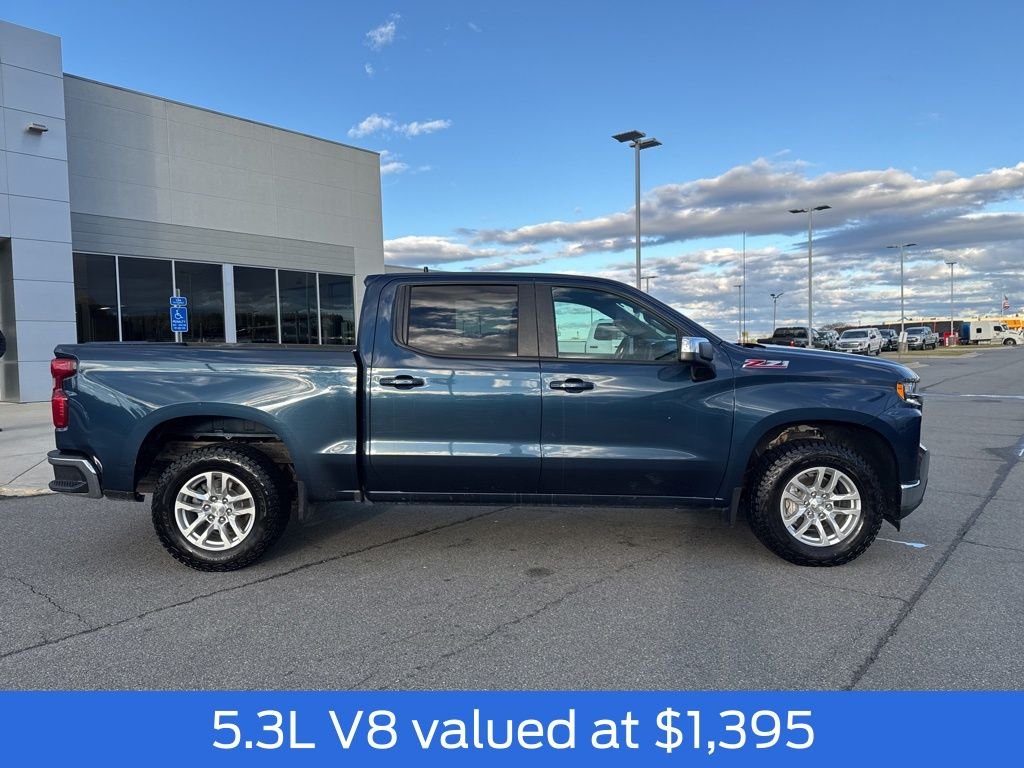 2021 Chevrolet Silverado 1500 LT - Photo 2