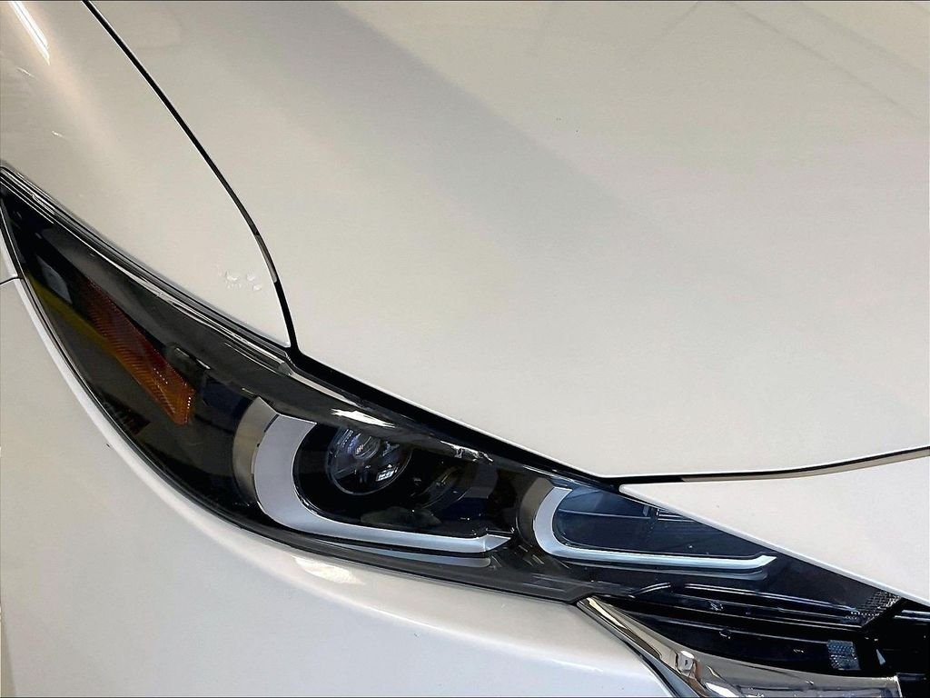 Used 2025 White Mazda 2.5 S Preferred Package image 33