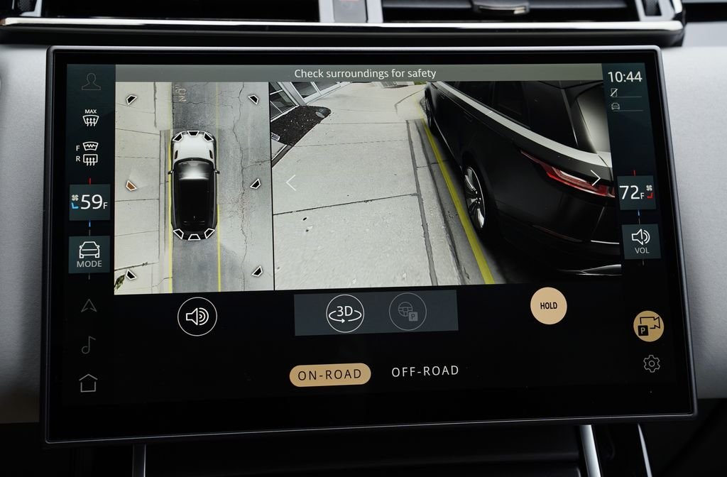 New 2026 Santorini Black Land Rover Belgravia Edition image 28