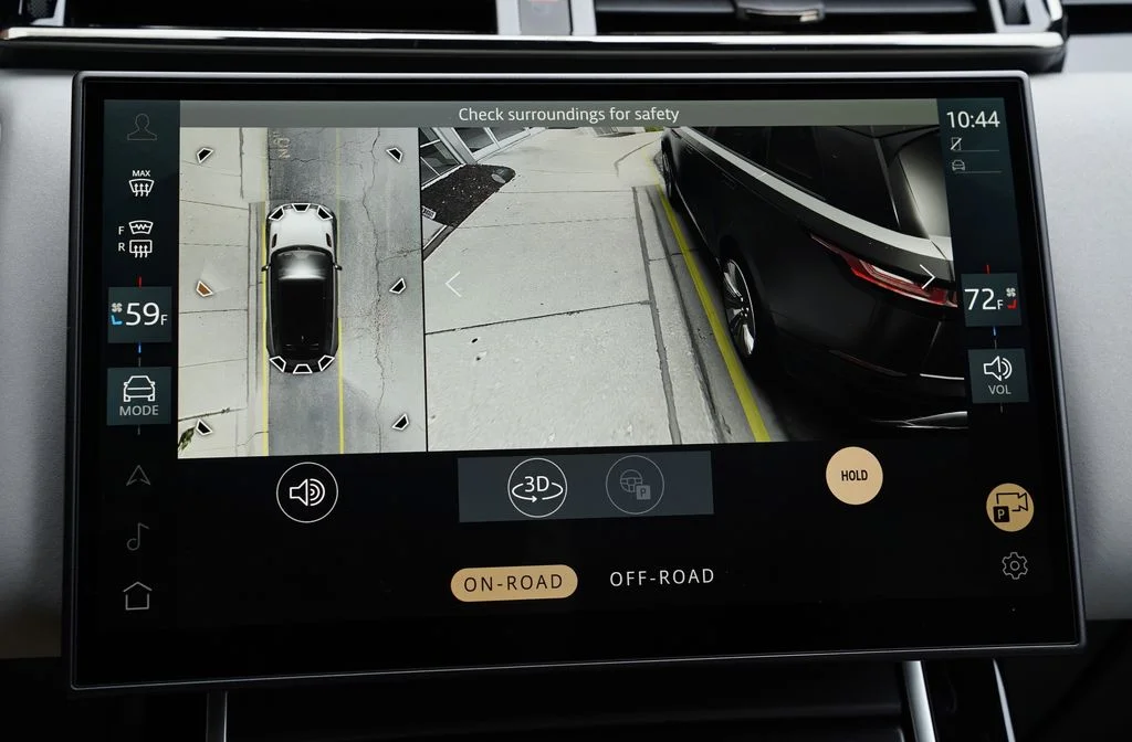 New 2026 Santorini Black Land Rover Belgravia Edition image 28