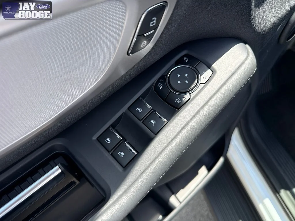 New 2026 Oxford White Ford Active image 14