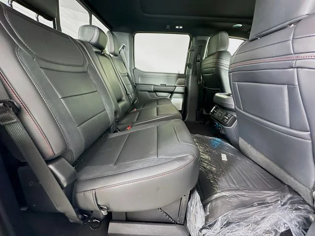 New 2026 Oxford White Ford Raptor image 29