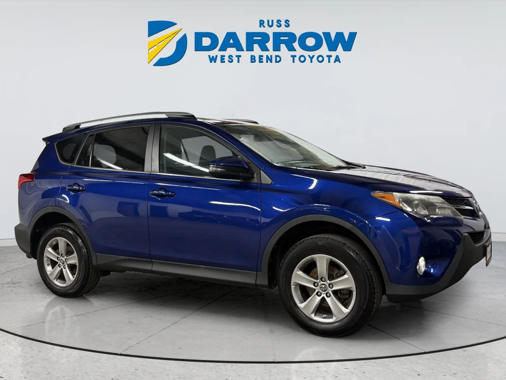 Used 2015 Blue Toyota XLE image 7