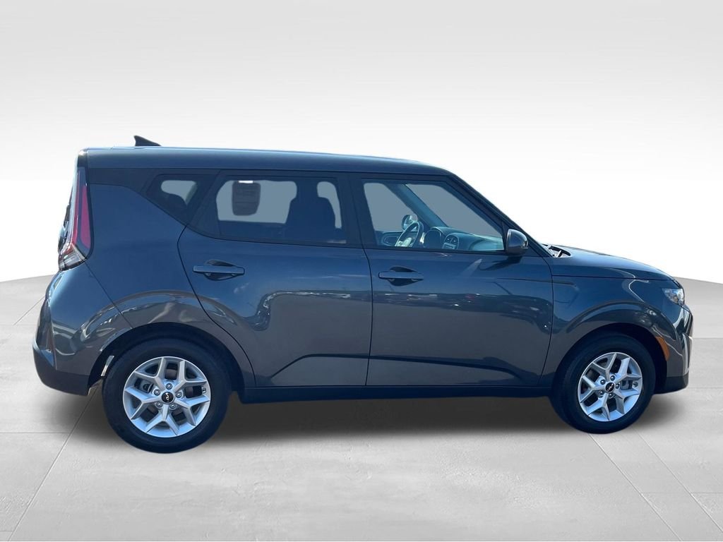 Used 2025 Gray Kia LX image 6