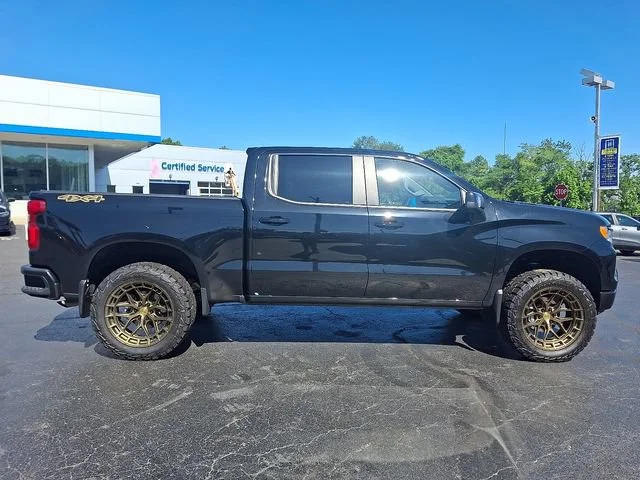 New 2024 Black Chevrolet RST image 8