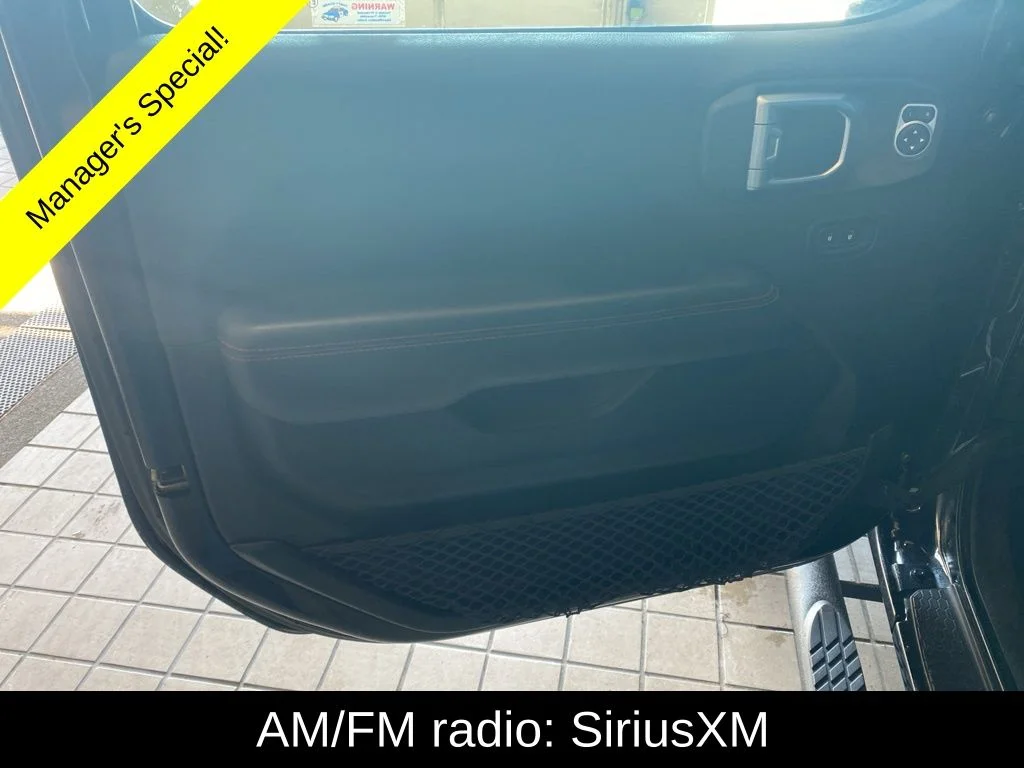 Used 2018 Black Jeep Unlimited Rubicon image 10
