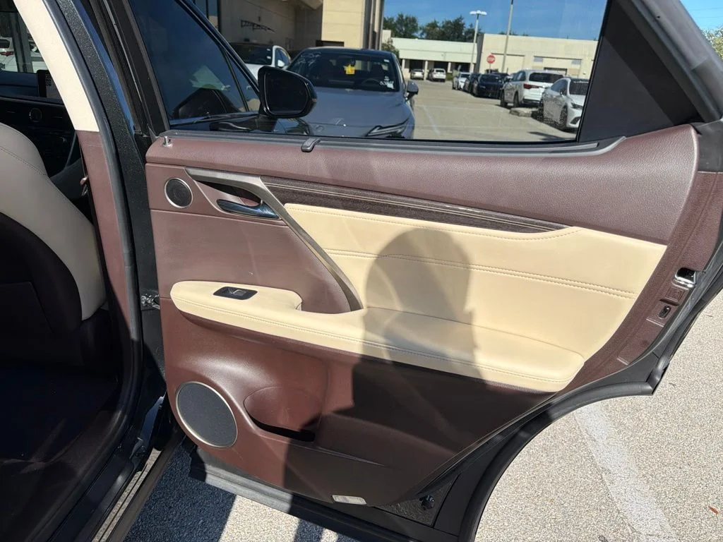 Used 2019 Black Lexus 350L image 17