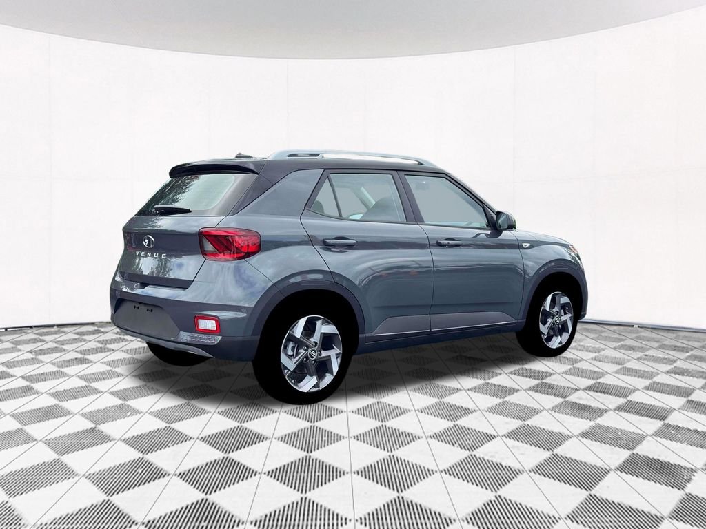New 2026 Gray Hyundai SEL image 13