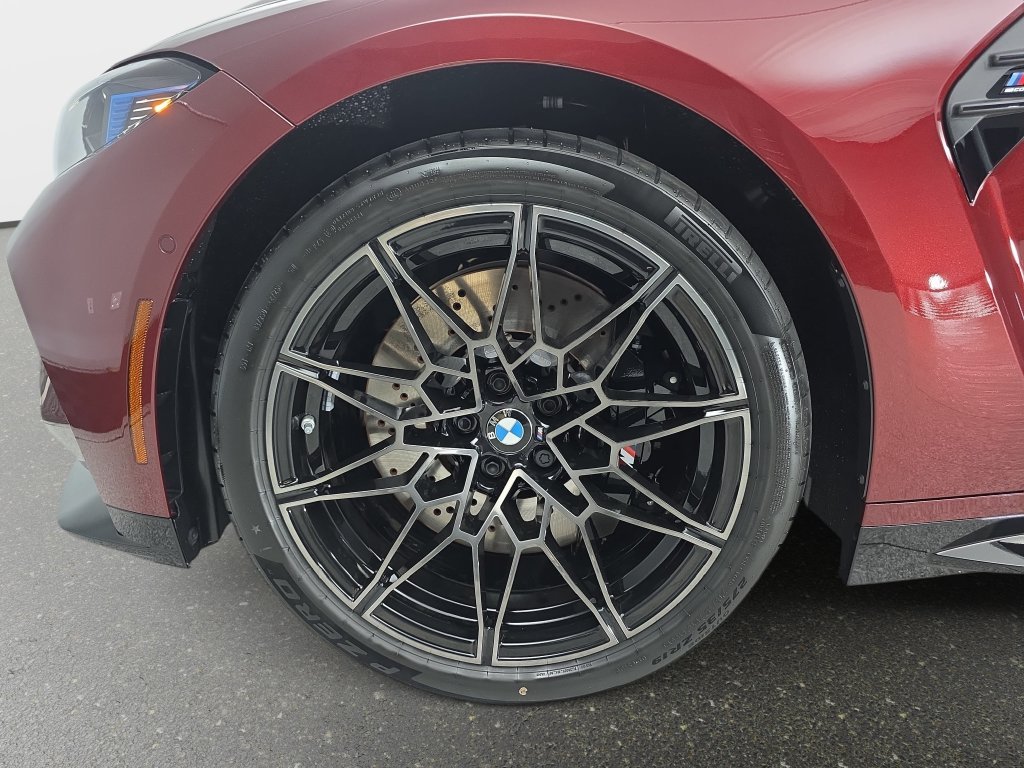 New 2027 Aventurin Red Metallic BMW Competition image 31