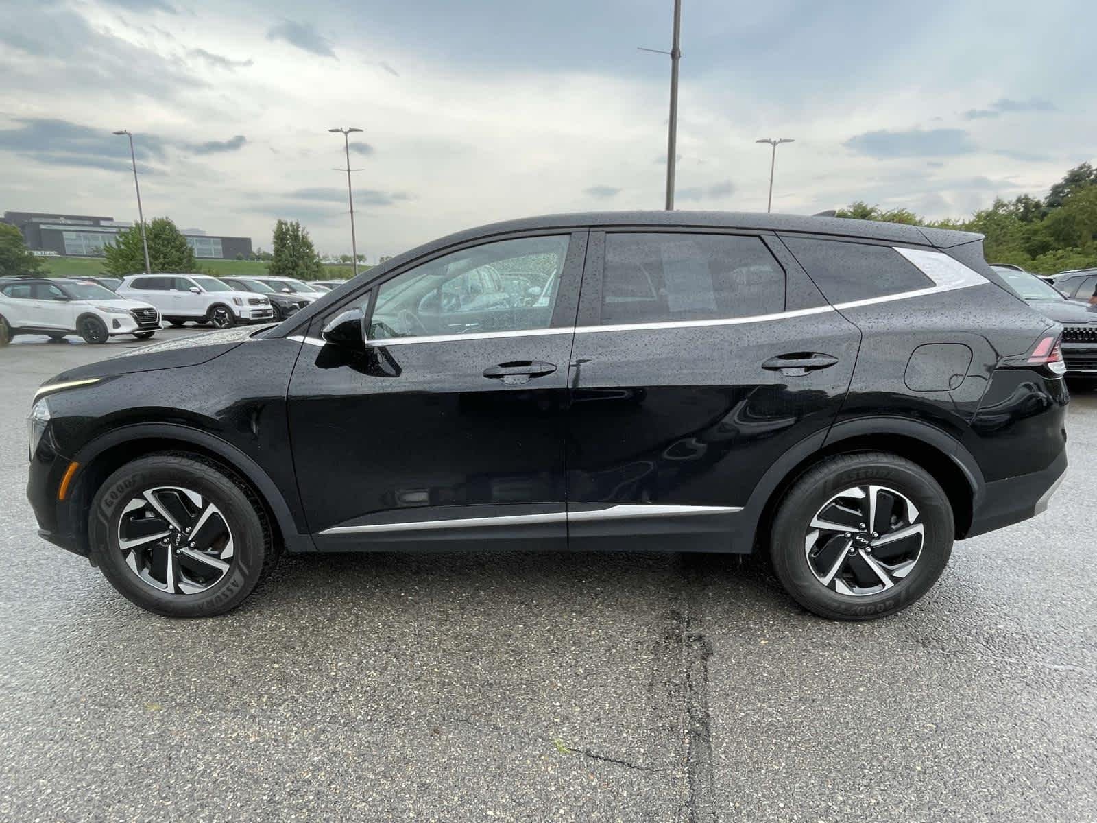 Certified Used 2023 Fusion Black Kia LX image 15