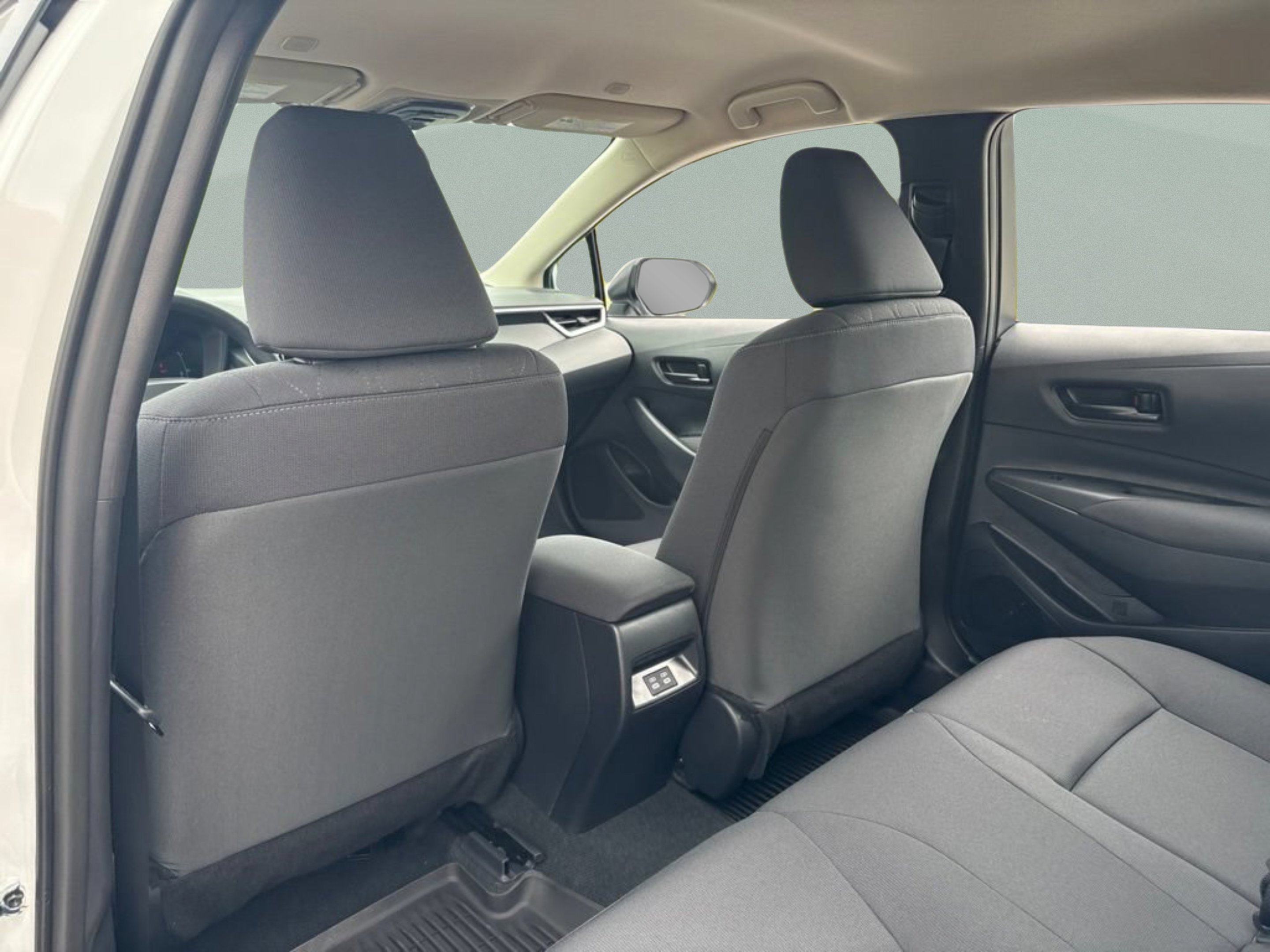 New 2026 Wind Chill Pearl Toyota LE image 21